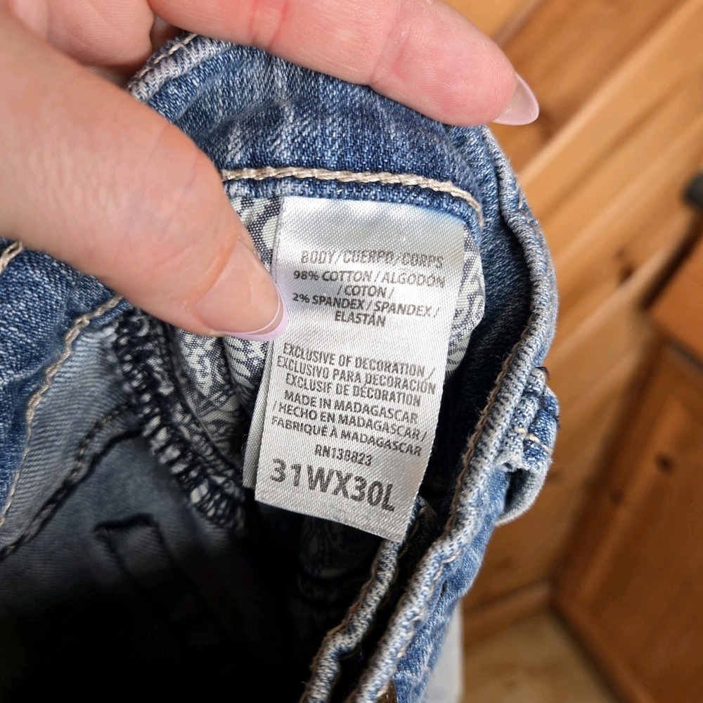 Cody James Mens Jeans 31x30 Measures 33x30 Blue Light Wash Denim Bootcut Pants - Picture 8 of 9